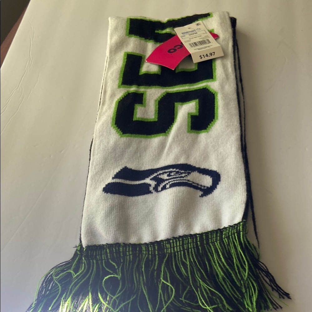White and Green Seahawks Scarf